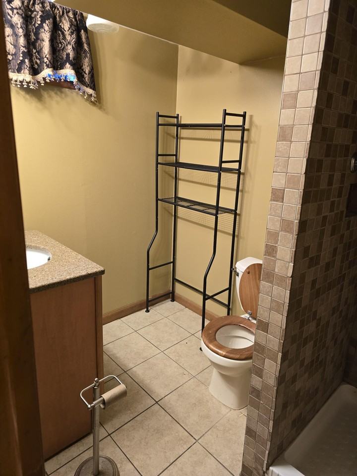 15639 Ingleside Ave #NA - Photo 2 of 9