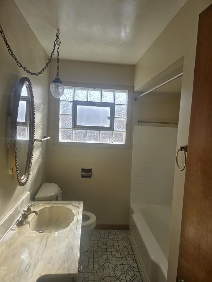 15639 Ingleside Ave #NA - Photo 3 of 9