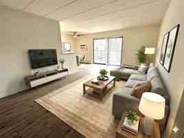 featured image of 532 W Marshall St Apt C