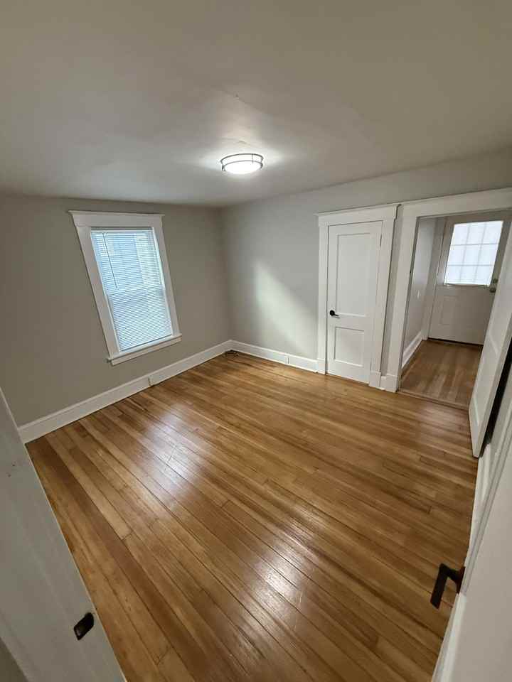 23 Gridley St #1stFL - Photo 6 of 10