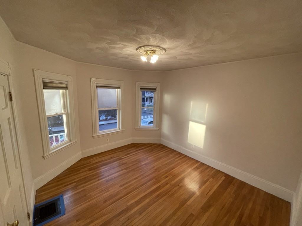 65 Hancock St #1 - Photo 3 of 6