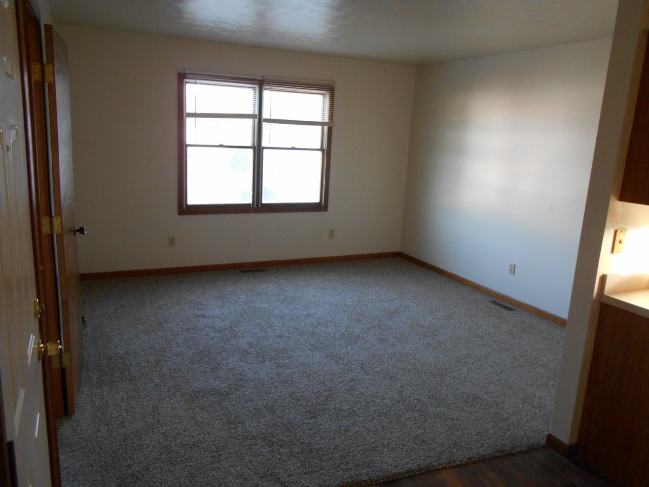 1000 N Townline Rd #20 - Photo 2 of 8