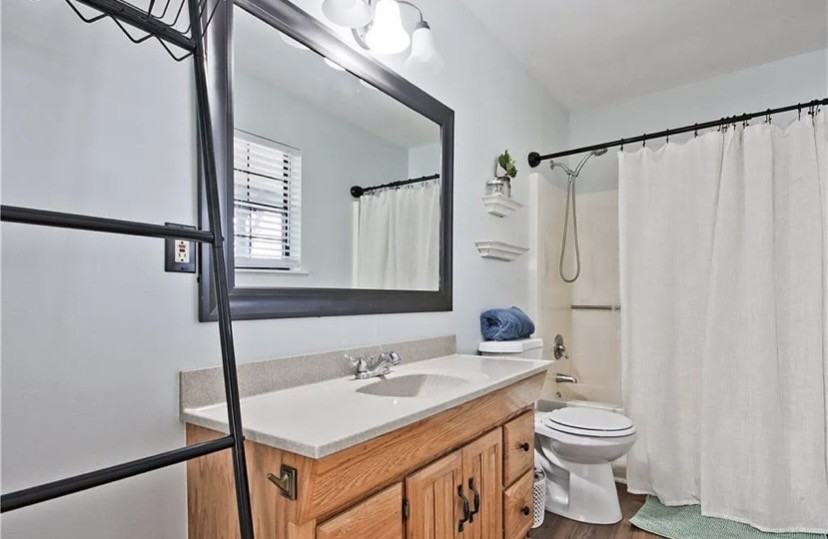 304 Sunset Ct #NA - Photo 6 of 11