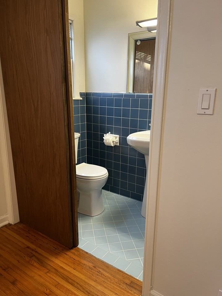 3505 S Knoxville Ave #NA - Photo 2 of 18