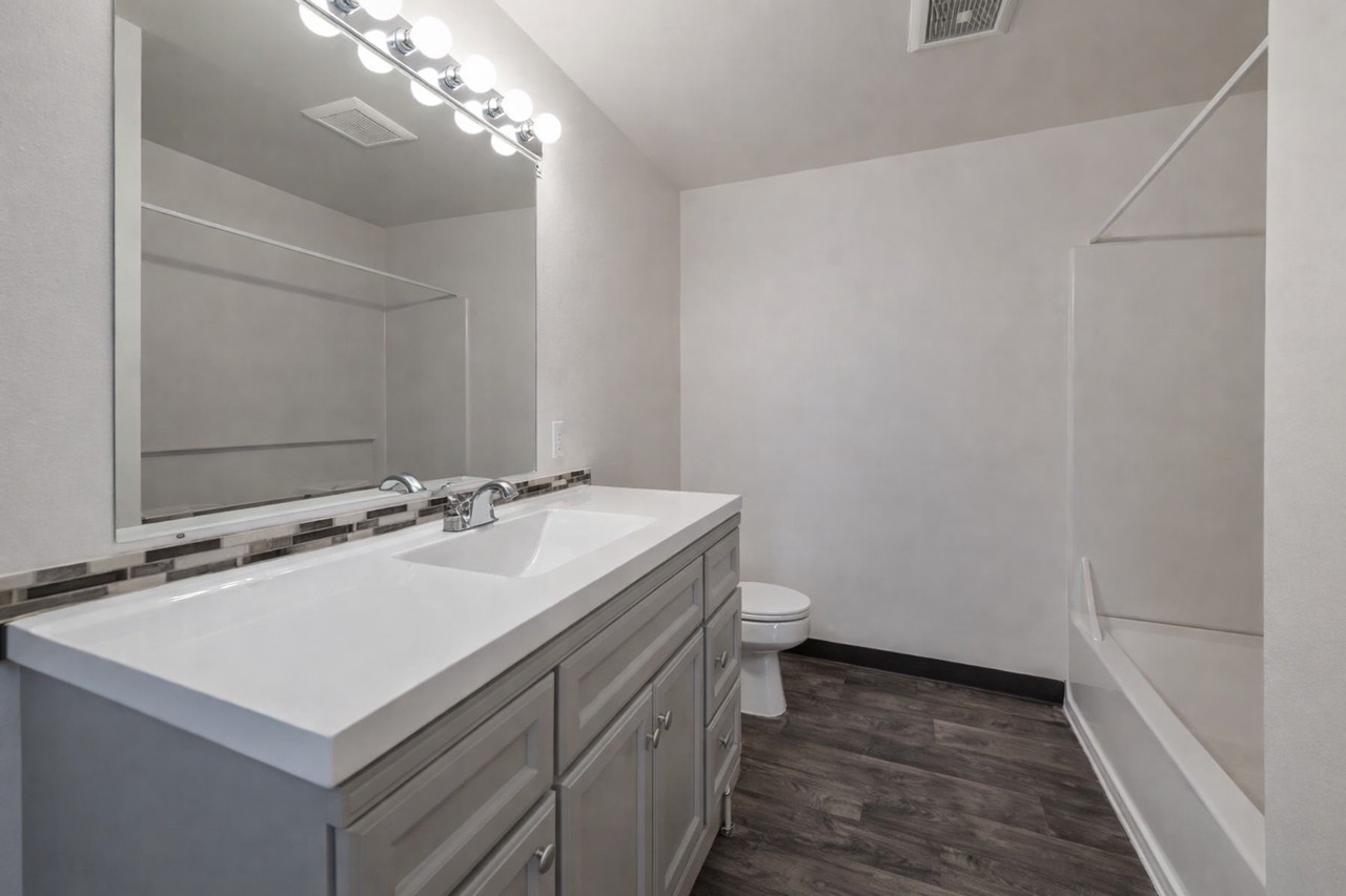 Winter Warm up special! First Month FREE! - Photo 2 of 8