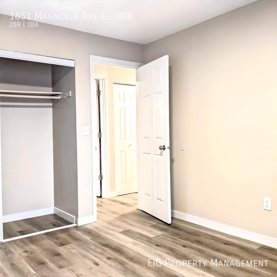 Magnolia - Photo 6 of 40