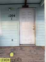featured image of 1204 S 7th St
