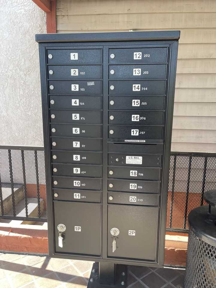 15946 Vanowen St #207 - Photo 3 of 18