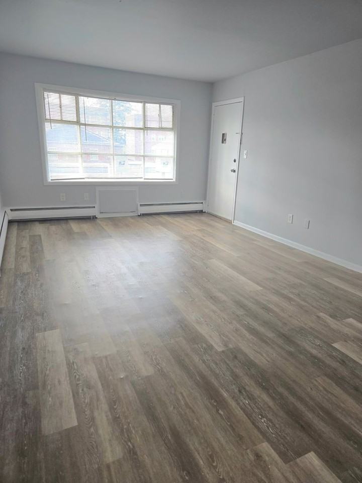 1035 N Saint Lucas St #1035B - Photo 2 of 11