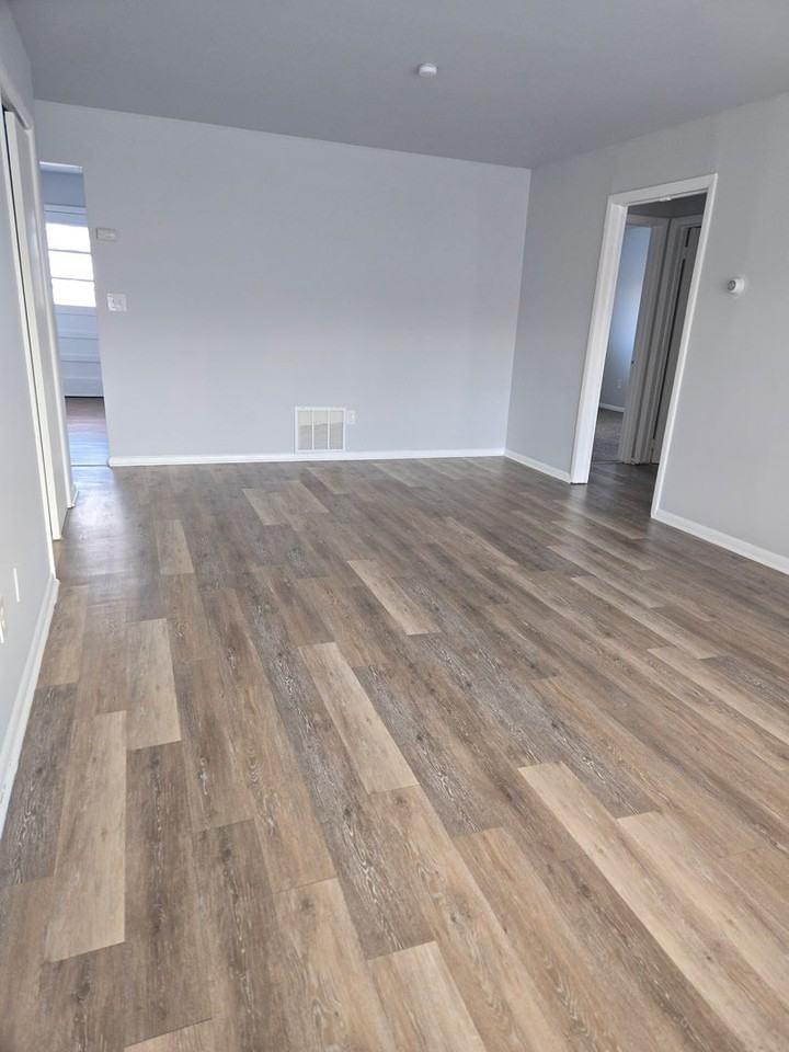 1035 N Saint Lucas St #1035B - Photo 3 of 11