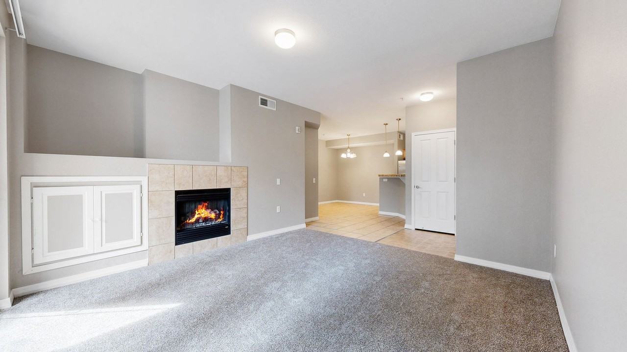 2133 Krisron Rd - Photo 2 of 33