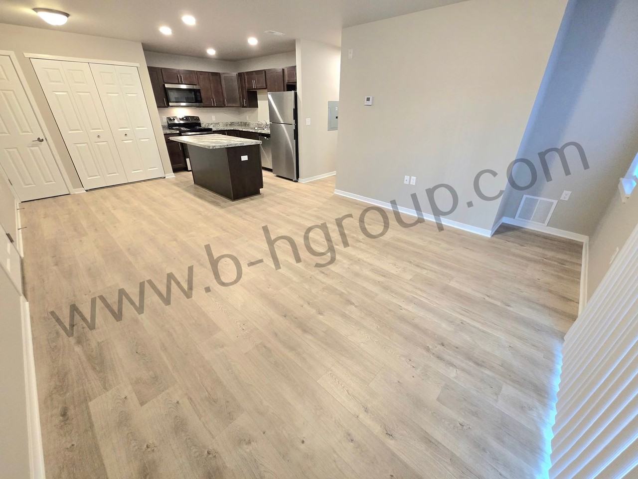 Arlington - Photo 7 of 50