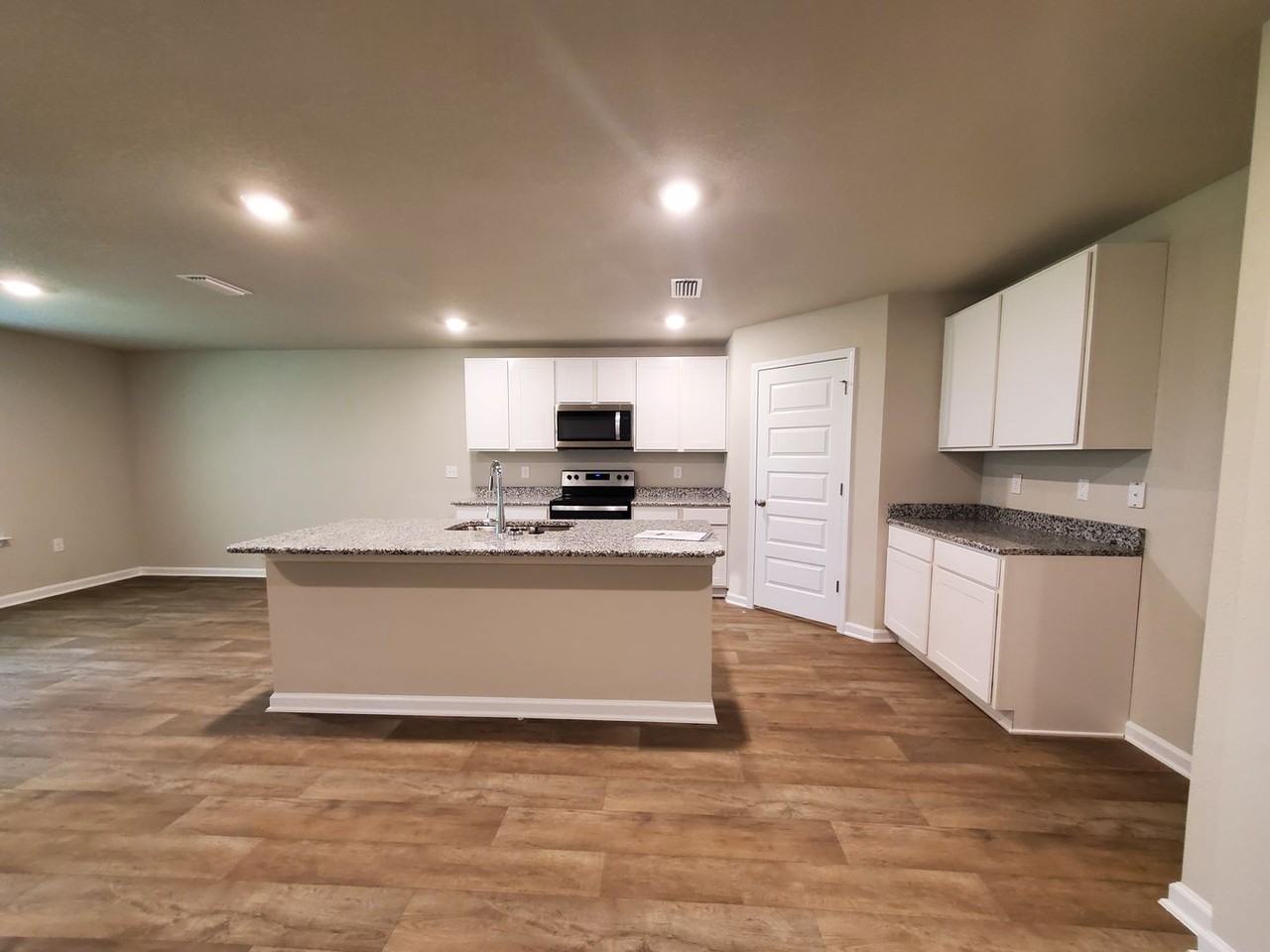 24630 Alamitos Trace Dr - Photo 4 of 23