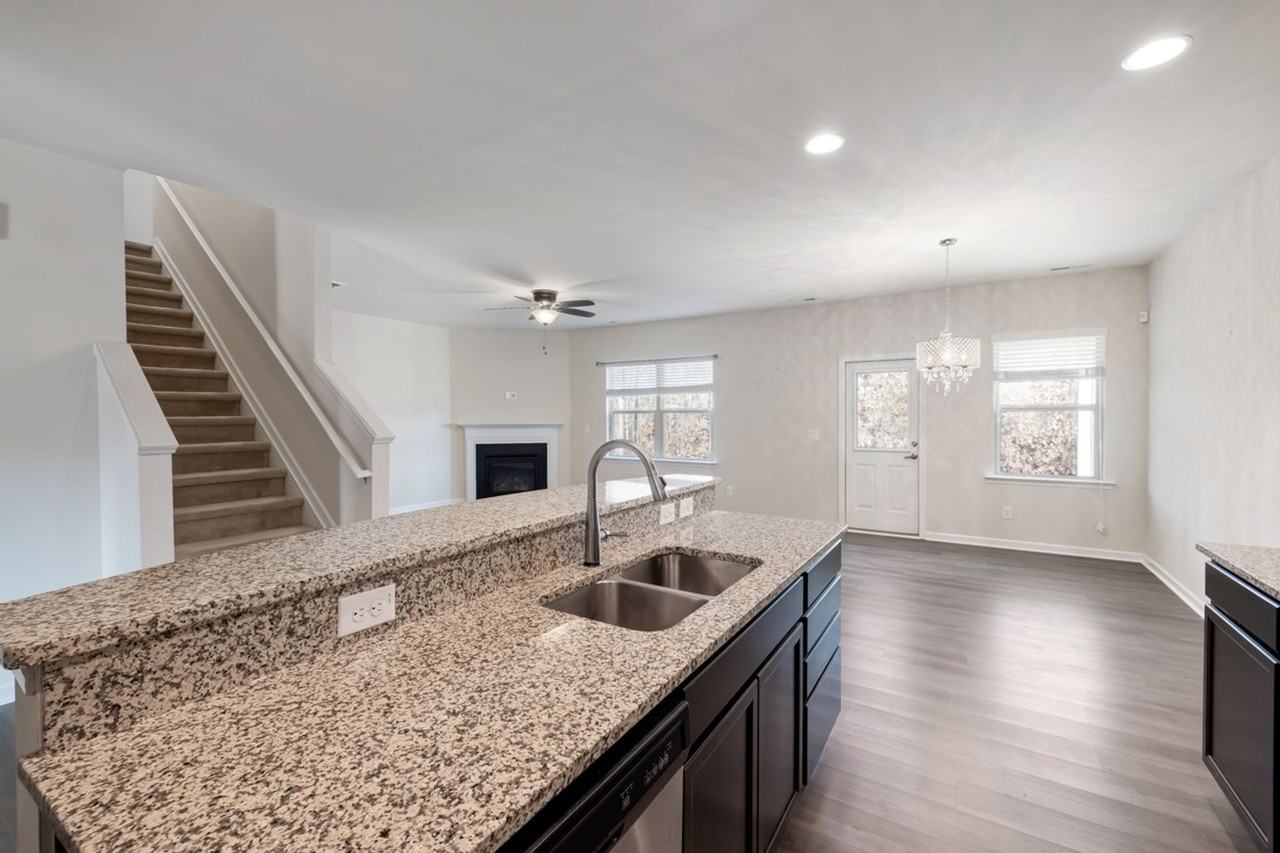 3412 Teravista Way - Photo 4 of 23