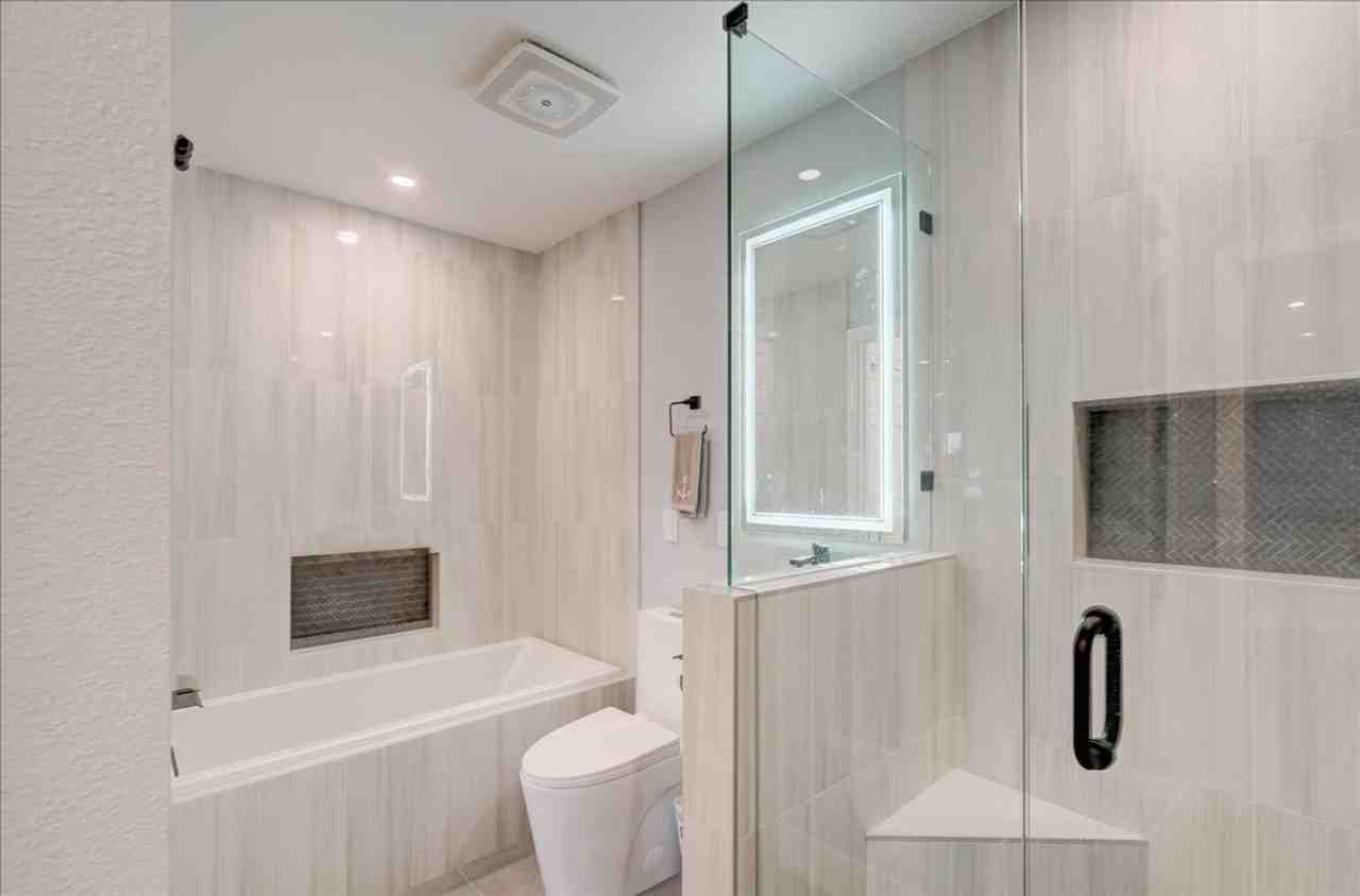 3554 Sunset Ln #28 - Photo 7 of 17