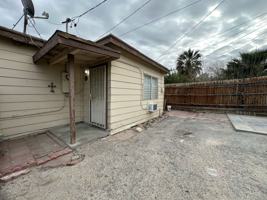 featured image of 1516 Linden Ave #B