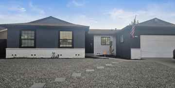 featured image of 2248 Sunnyside Ave