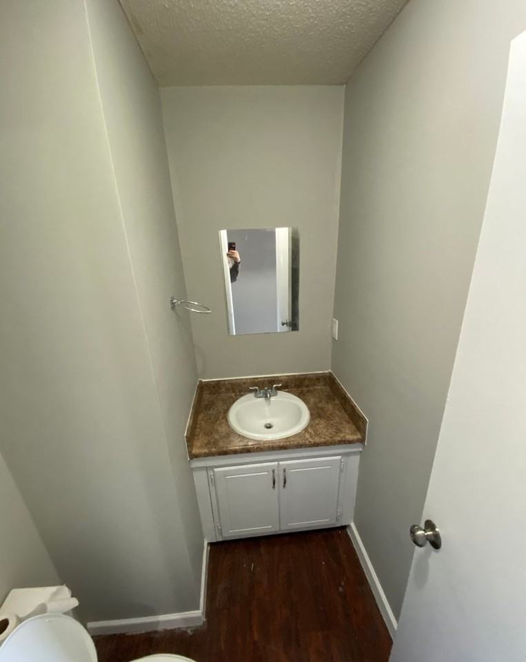 2219 Jonathan Dr Nw - Photo 5 of 10