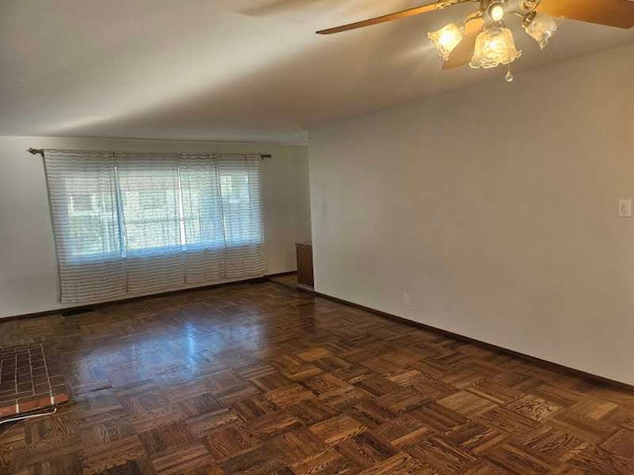 1145 Fernwood Dr - Photo 4 of 28