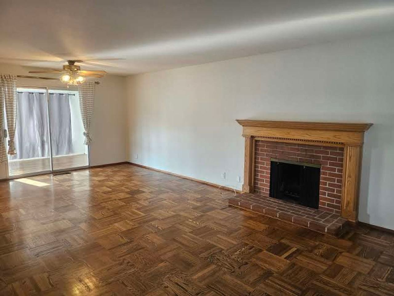 1145 Fernwood Dr - Photo 5 of 28