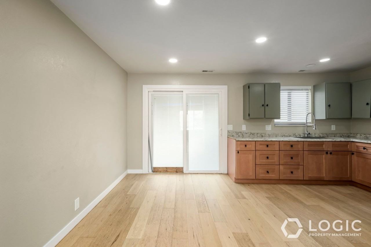 2344 S 1440 W - Photo 7 of 20