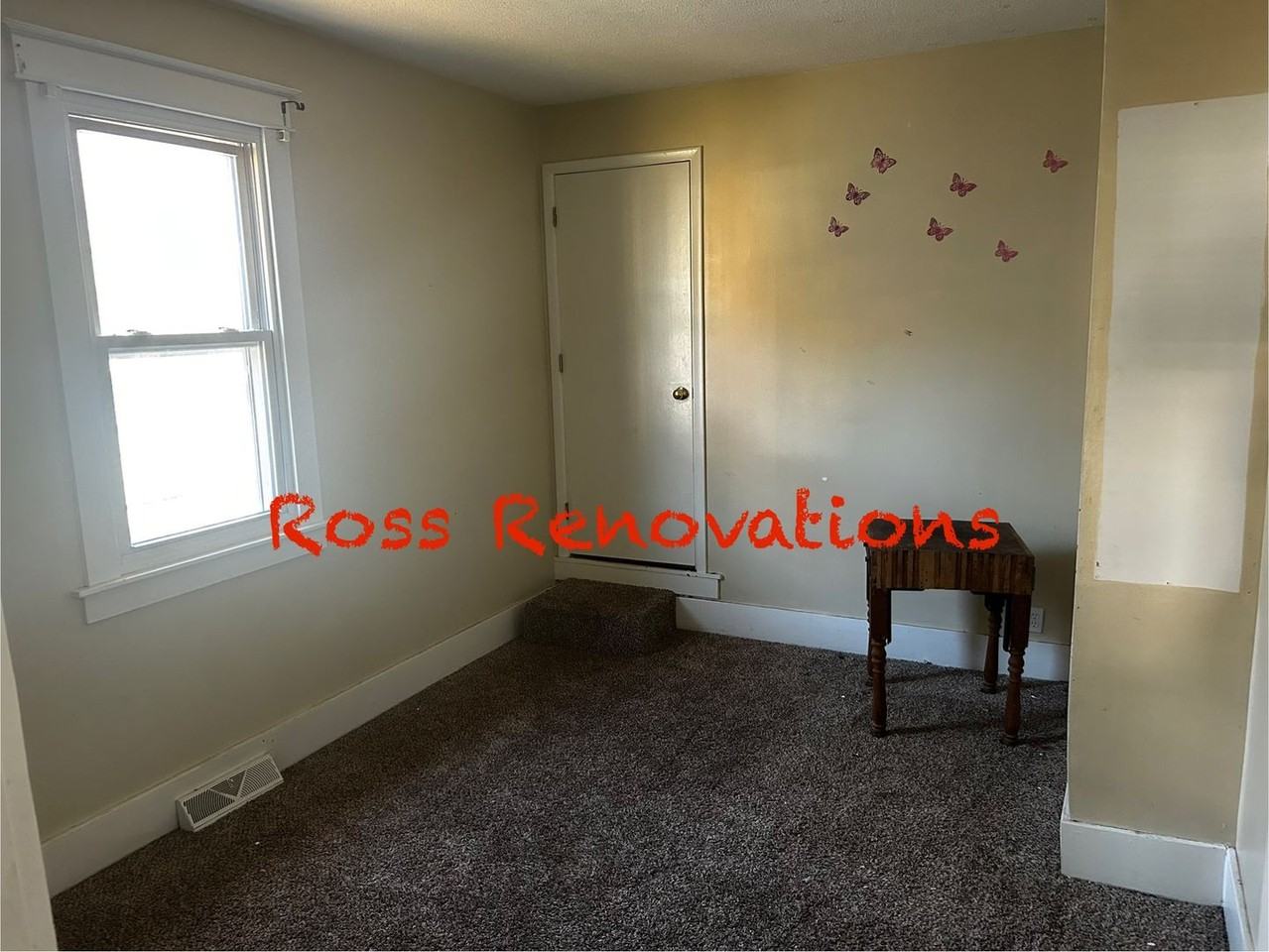 4220 Sterling Ave - Photo 5 of 13