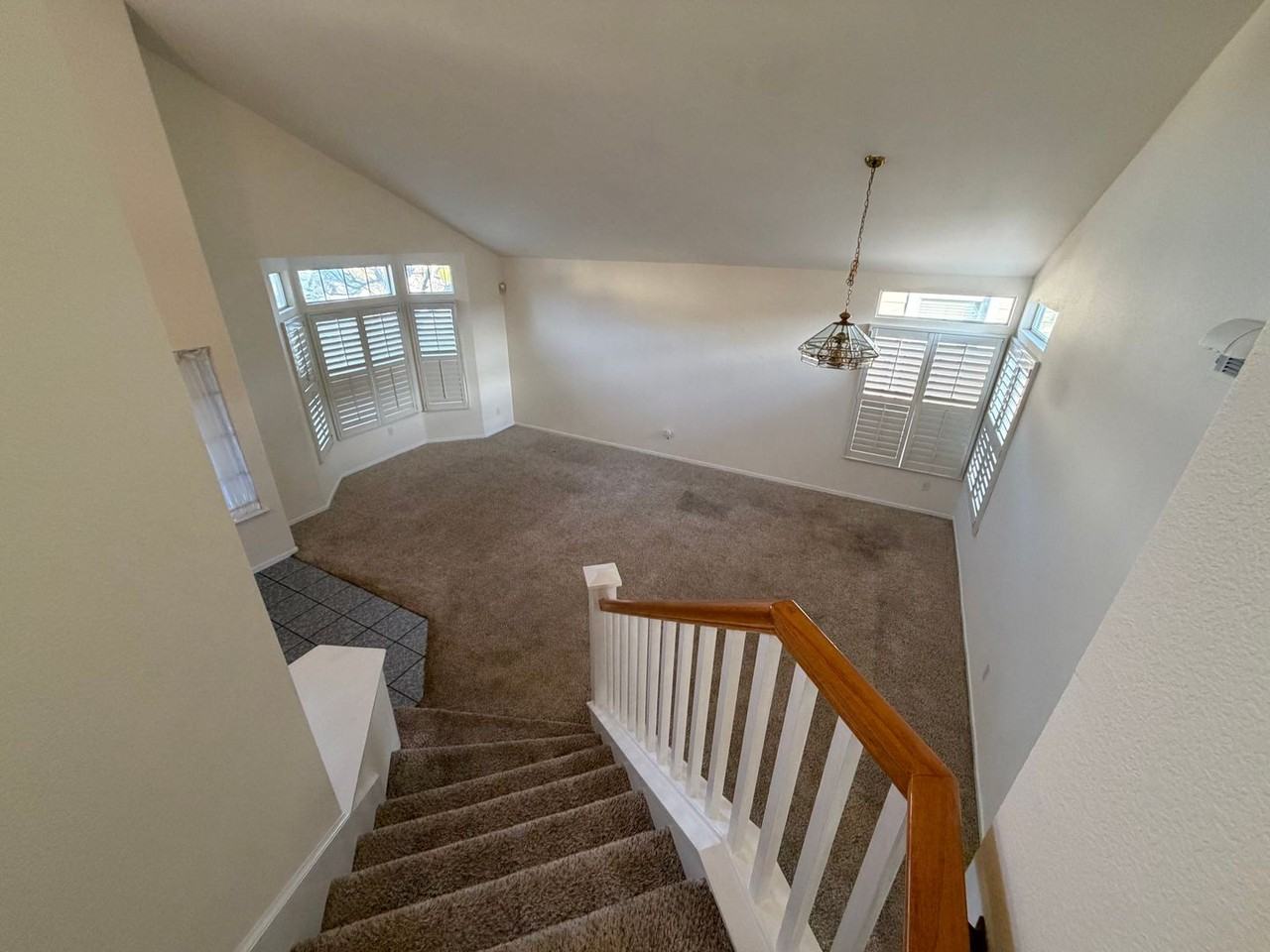 29070 Sebring Ct - Photo 4 of 11