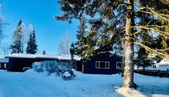 featured image of 2718 Lee St #B