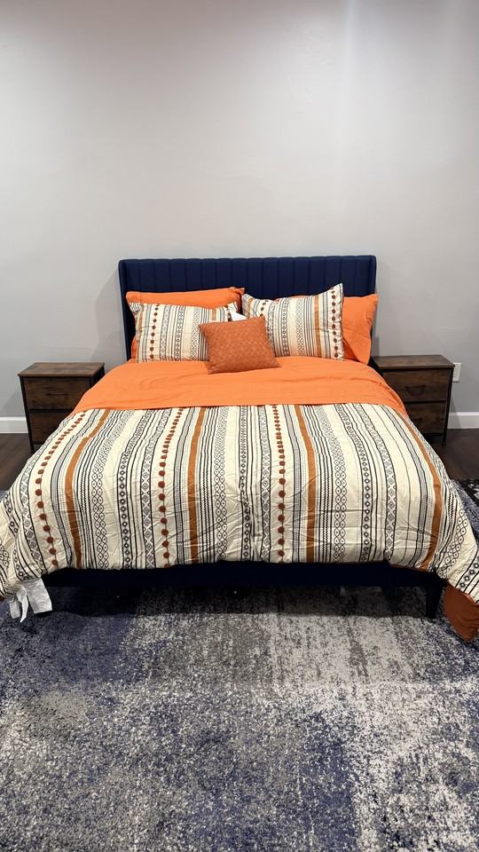 196 S 8th St #2L - Photo 2 of 7