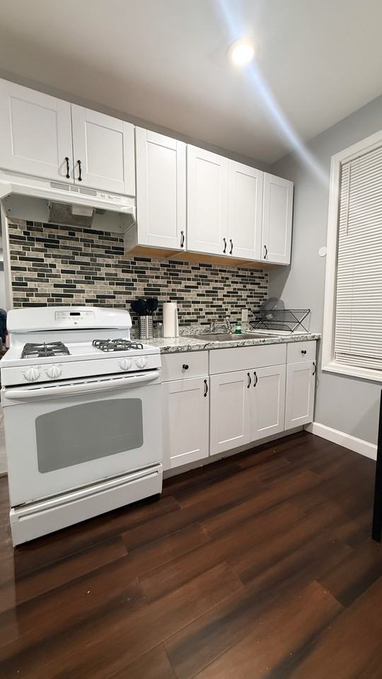 196 S 8th St #2L - Photo 4 of 7