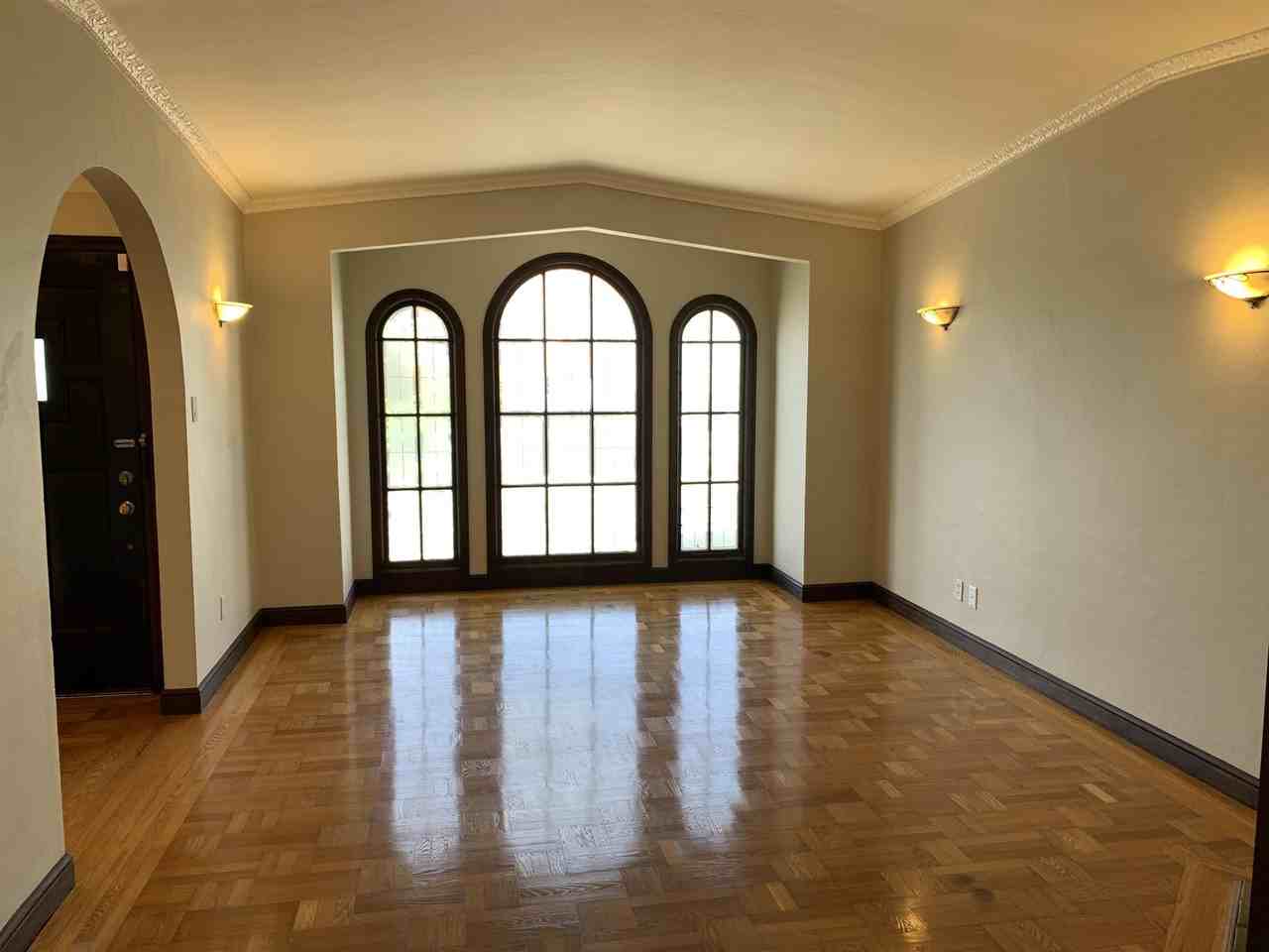 2125 Vicente St San Francisco CA 94116 HHL - Photo 2 of 23