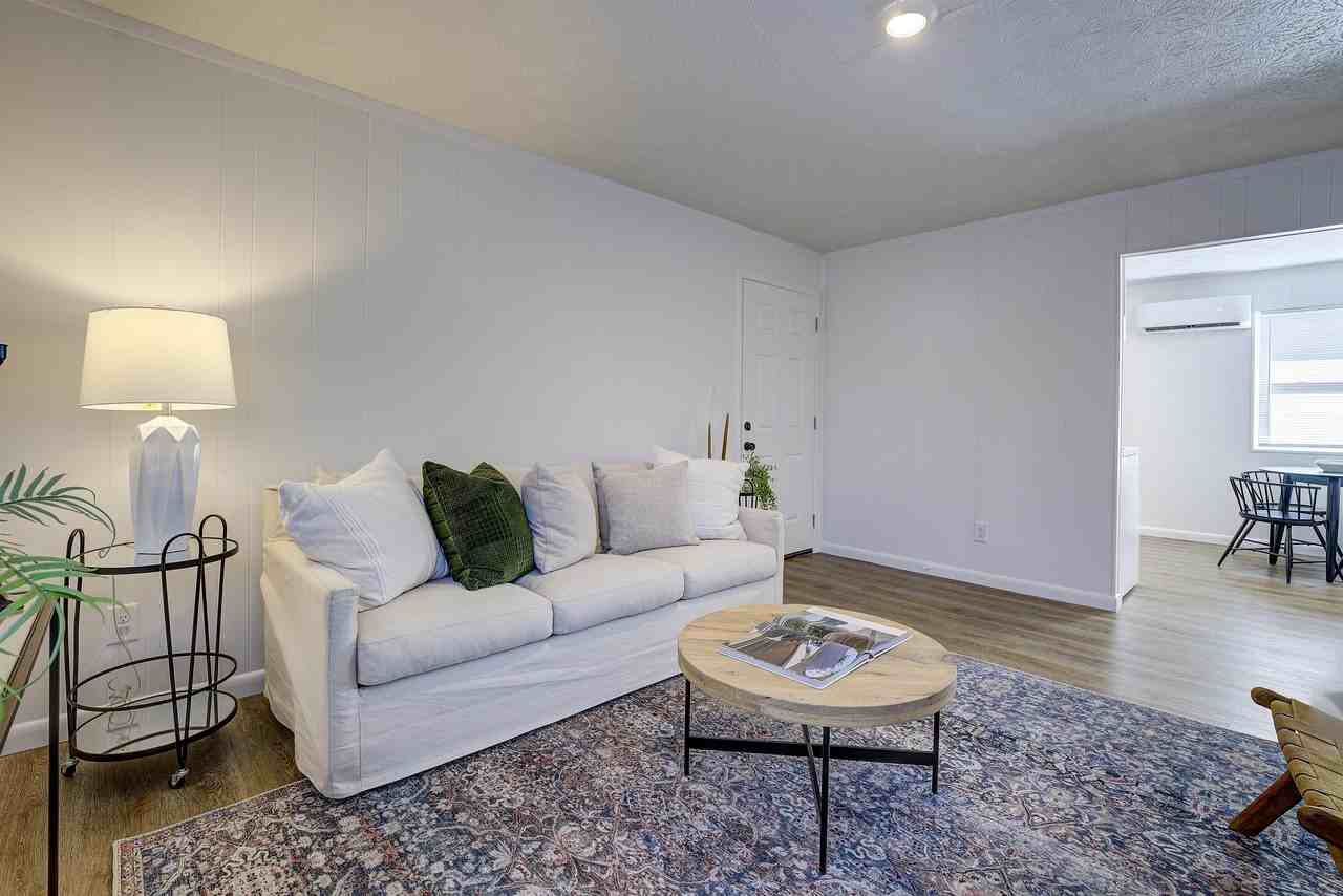 Carolina Drive - Photo 3 of 31