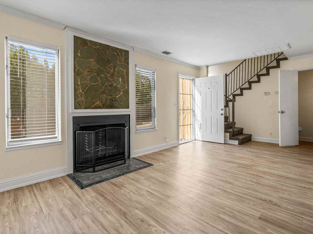 3105 Garden Cir #3 - Photo 5 of 26