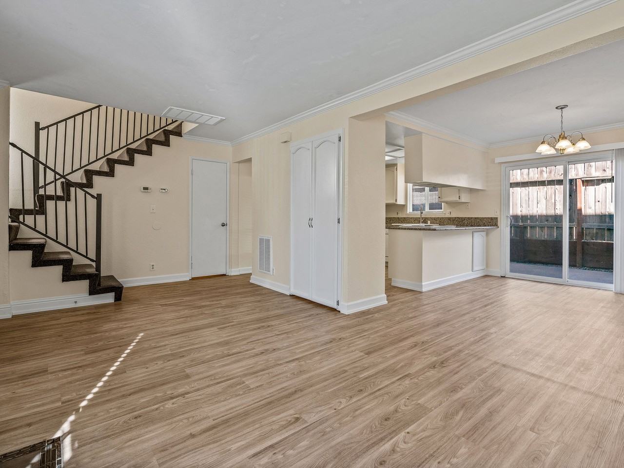 3105 Garden Cir #3 - Photo 6 of 26