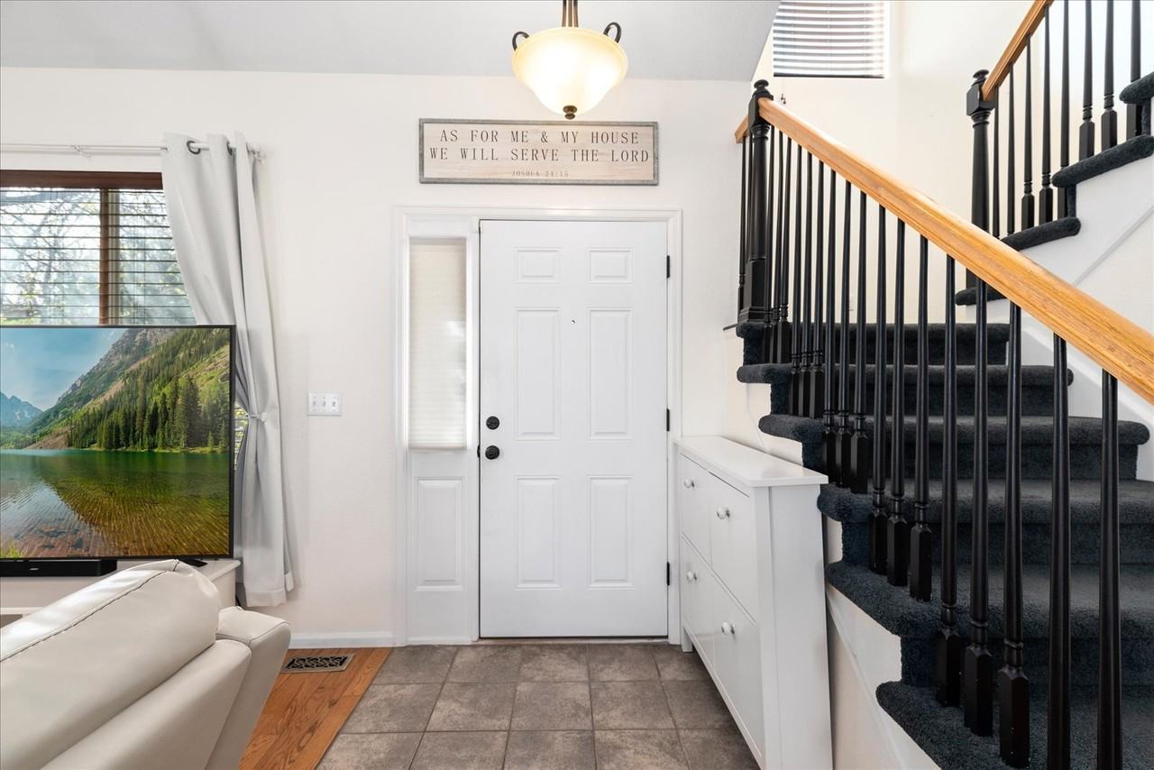 7600 W COAL MINE AVE - Photo 5 of 27