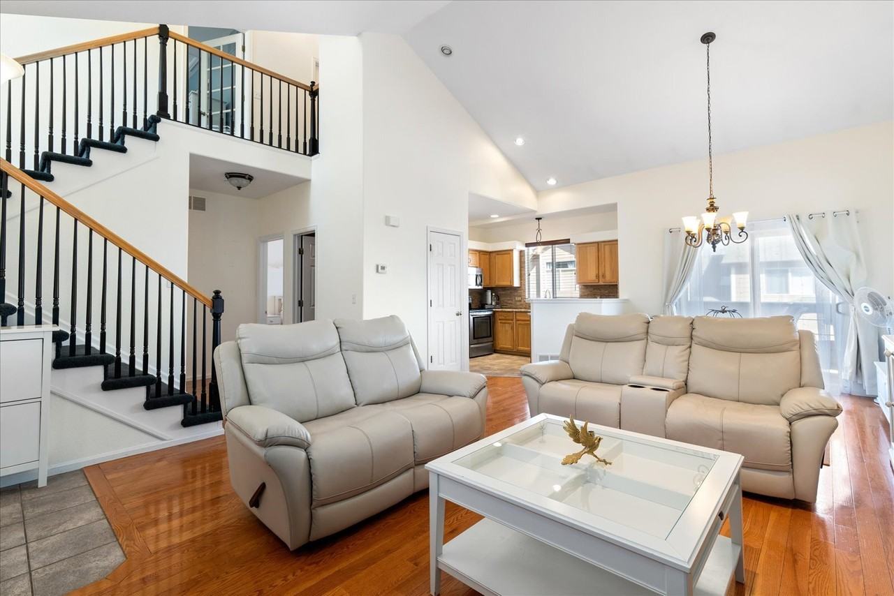 7600 W COAL MINE AVE - Photo 7 of 27