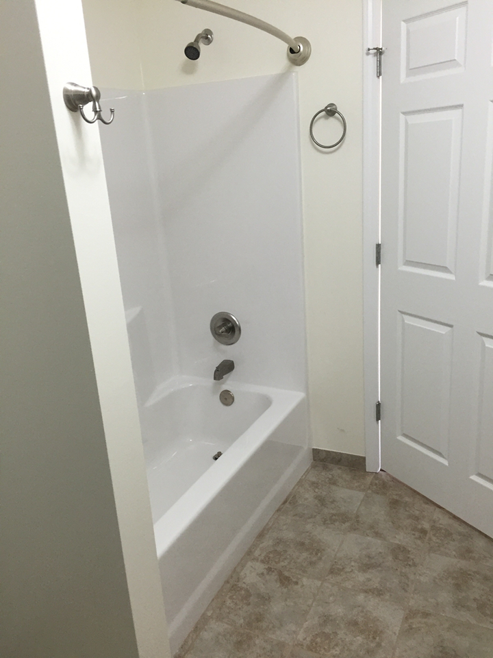 Ida & Gamble - Photo 6 of 7