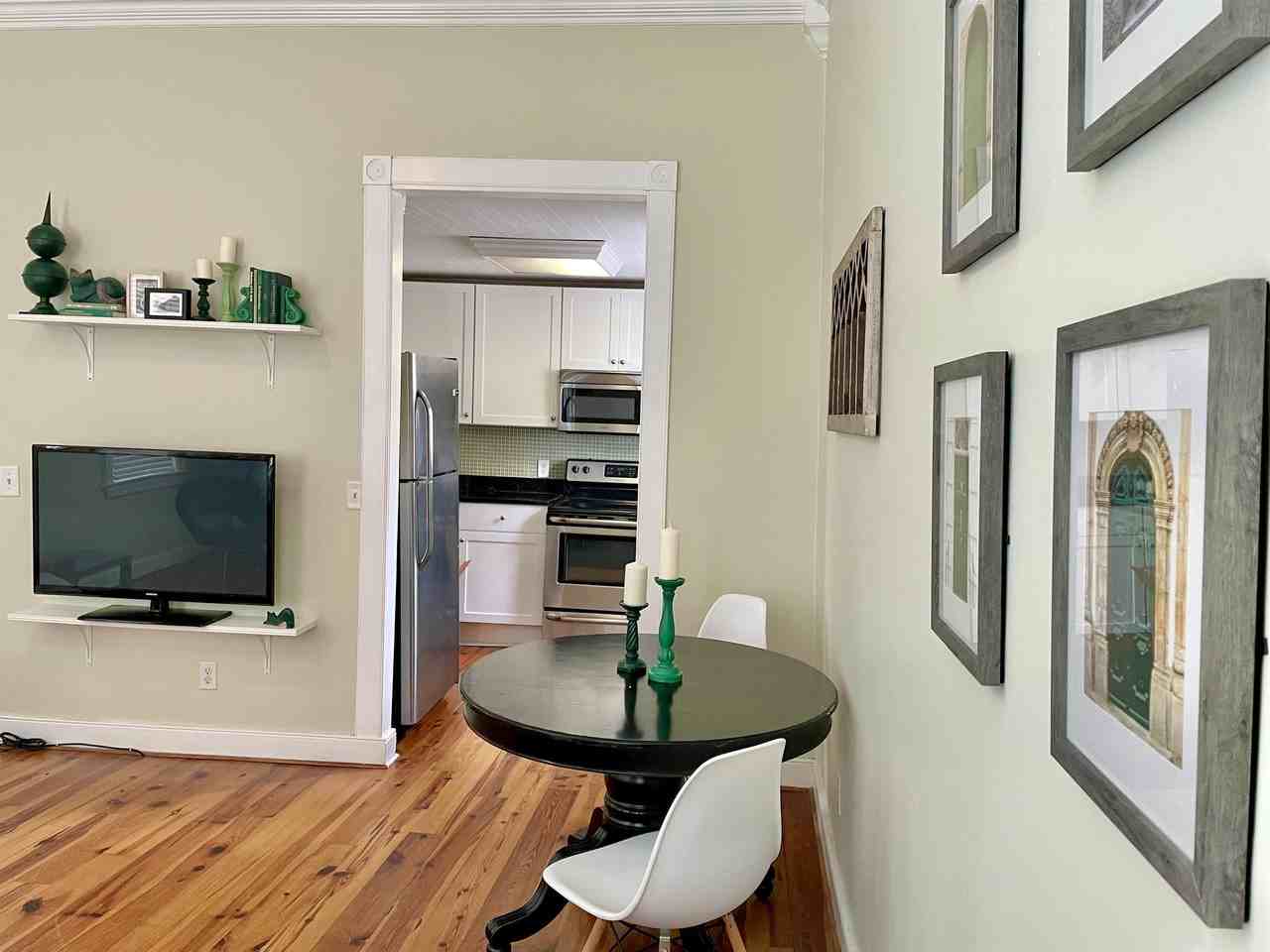 6 Woolfe St - Photo 4 of 47