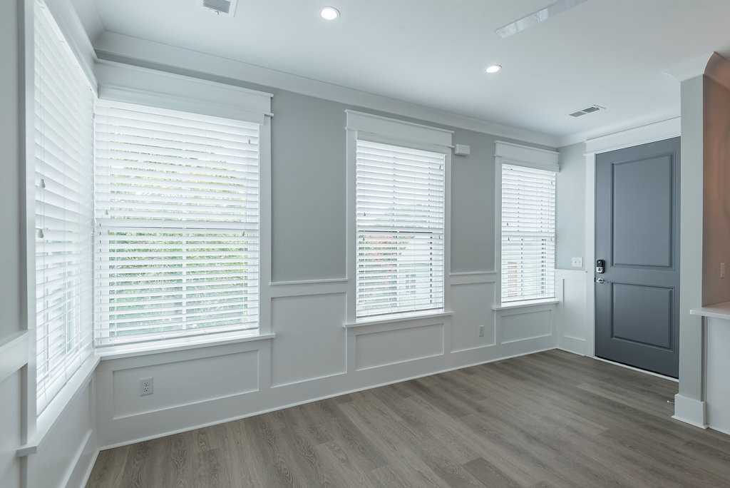 Sanctuary Court - Photo 4 of 50