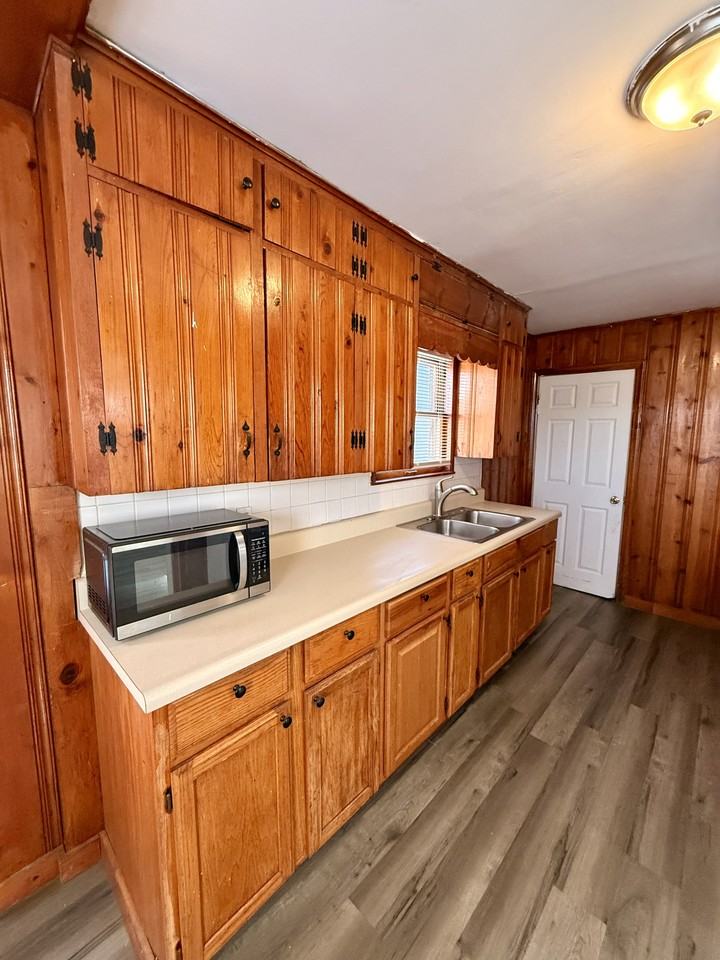 5524 Woodland Ave #1 - Photo 6 of 21