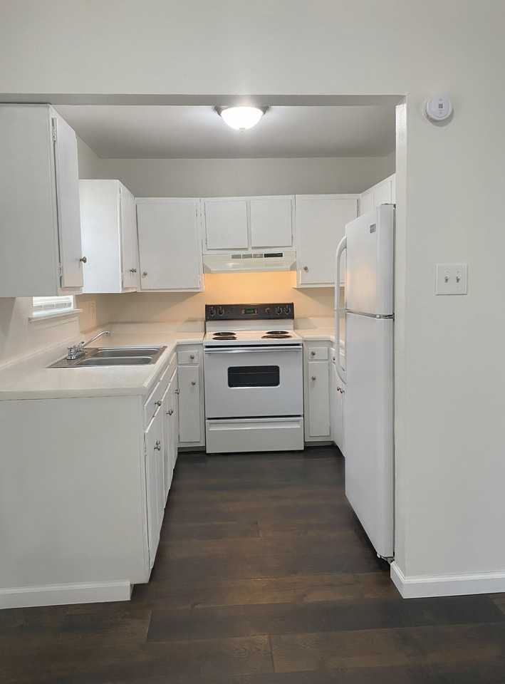 CAMILLIA APT LLC - Photo 7 of 13