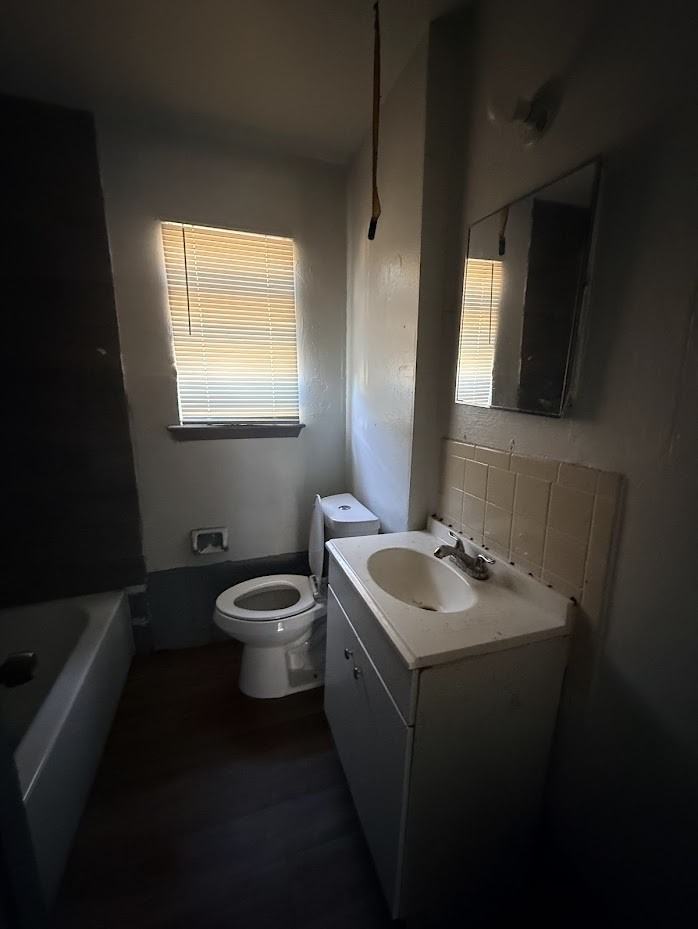 3542.5 Des Chaumes St. - Photo 4 of 5