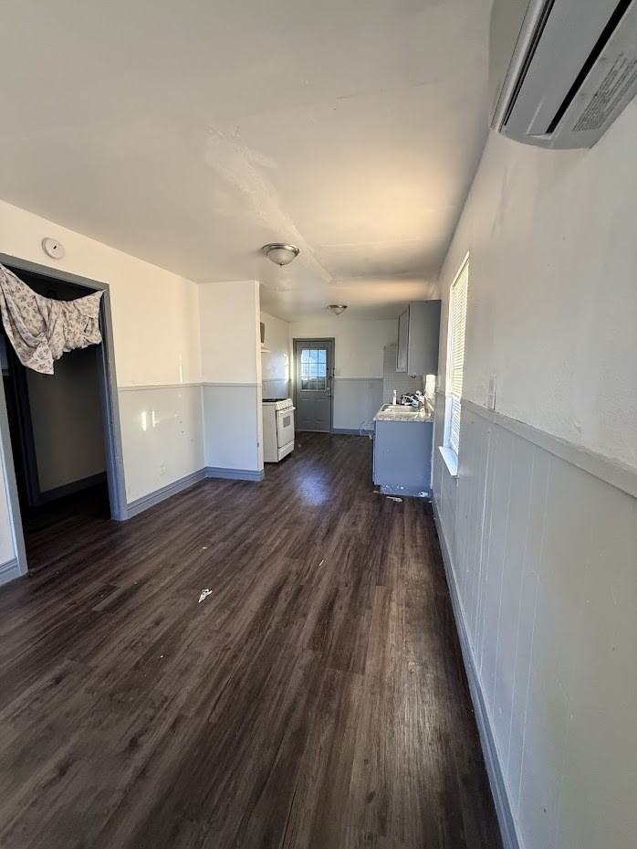 3106 Christie St. - Photo 3 of 9