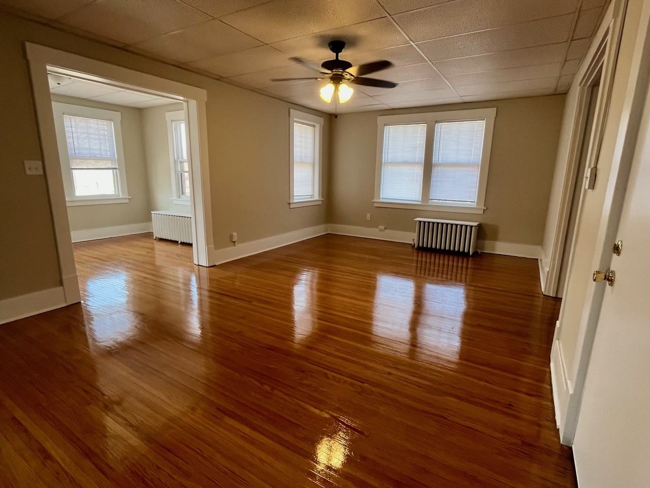 824 S 2nd Street - Photo 5 of 12