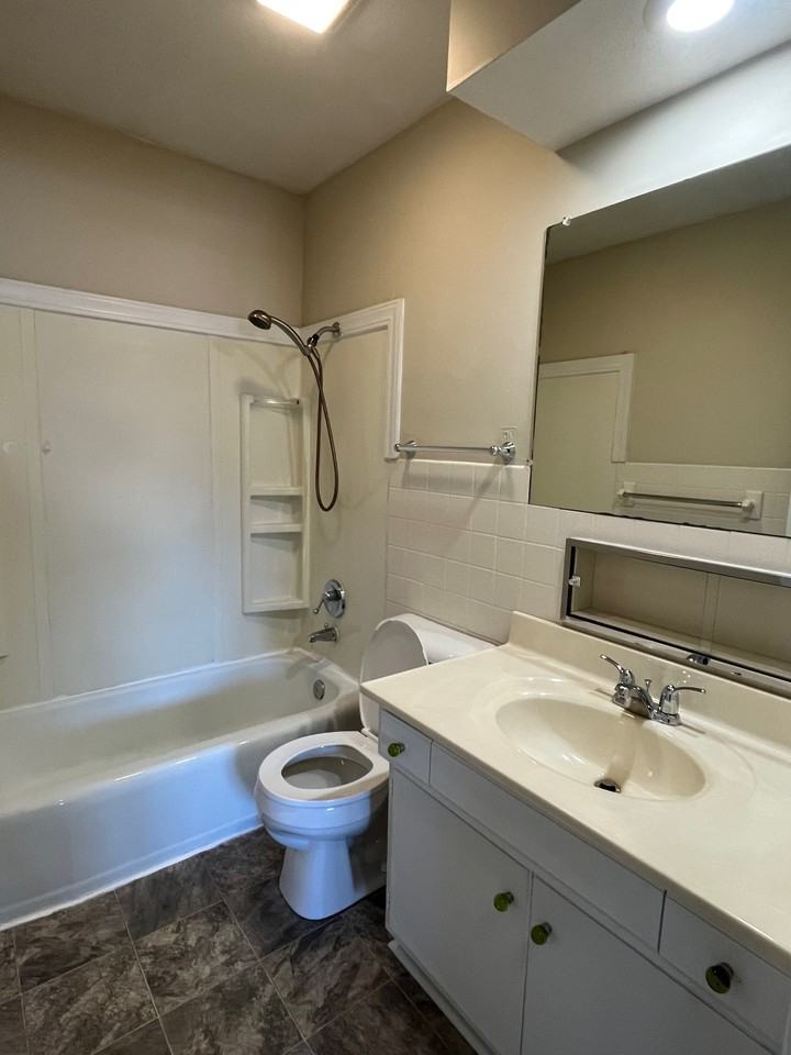 206 W Canedy Street - Photo 7 of 14