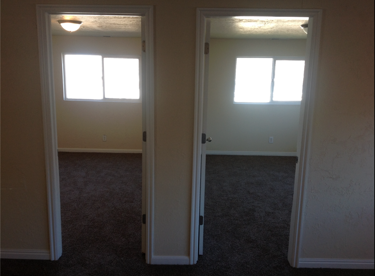 540 23rd St #1 - Photo 4 of 9