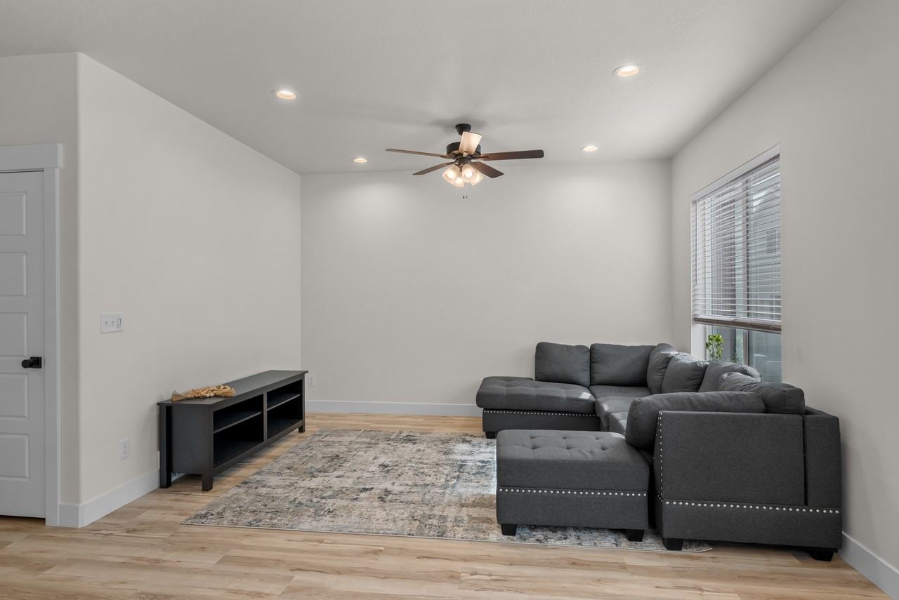 The Lehi House - Photo 3 of 20