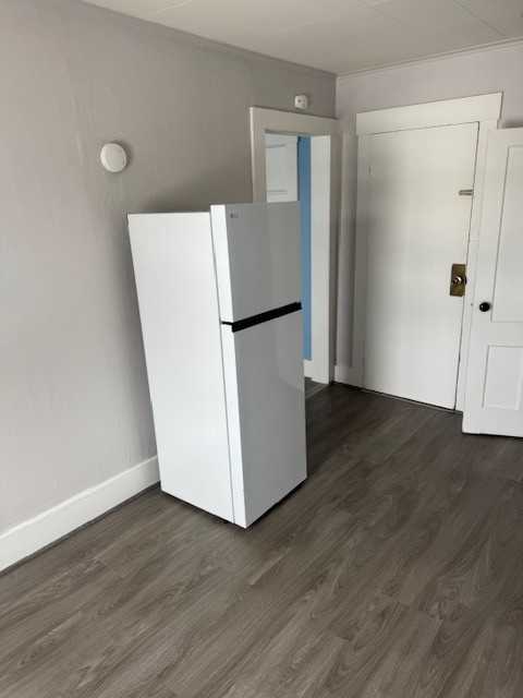 560 Union Ave - Photo 6 of 6