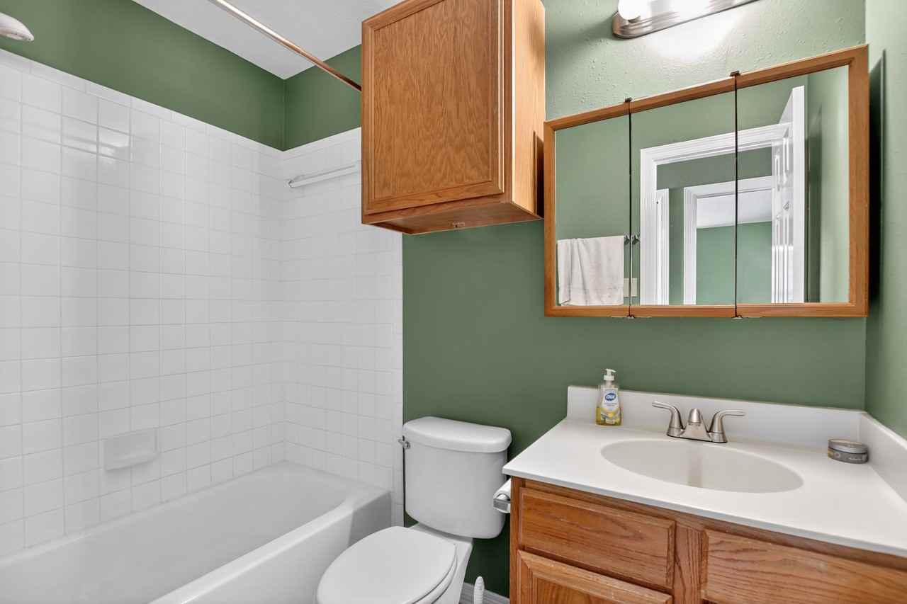 Stone Hill Apartments - Photo 7 of 27