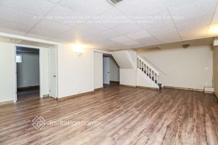 5325 W 115th Pl - Photo 5 of 11